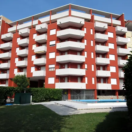 Cozy Flat 370m From The Porto Santa Margherita di Caorle