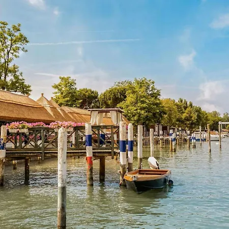 Cozy Flat 370m From The Appartamento Porto Santa Margherita di Caorle